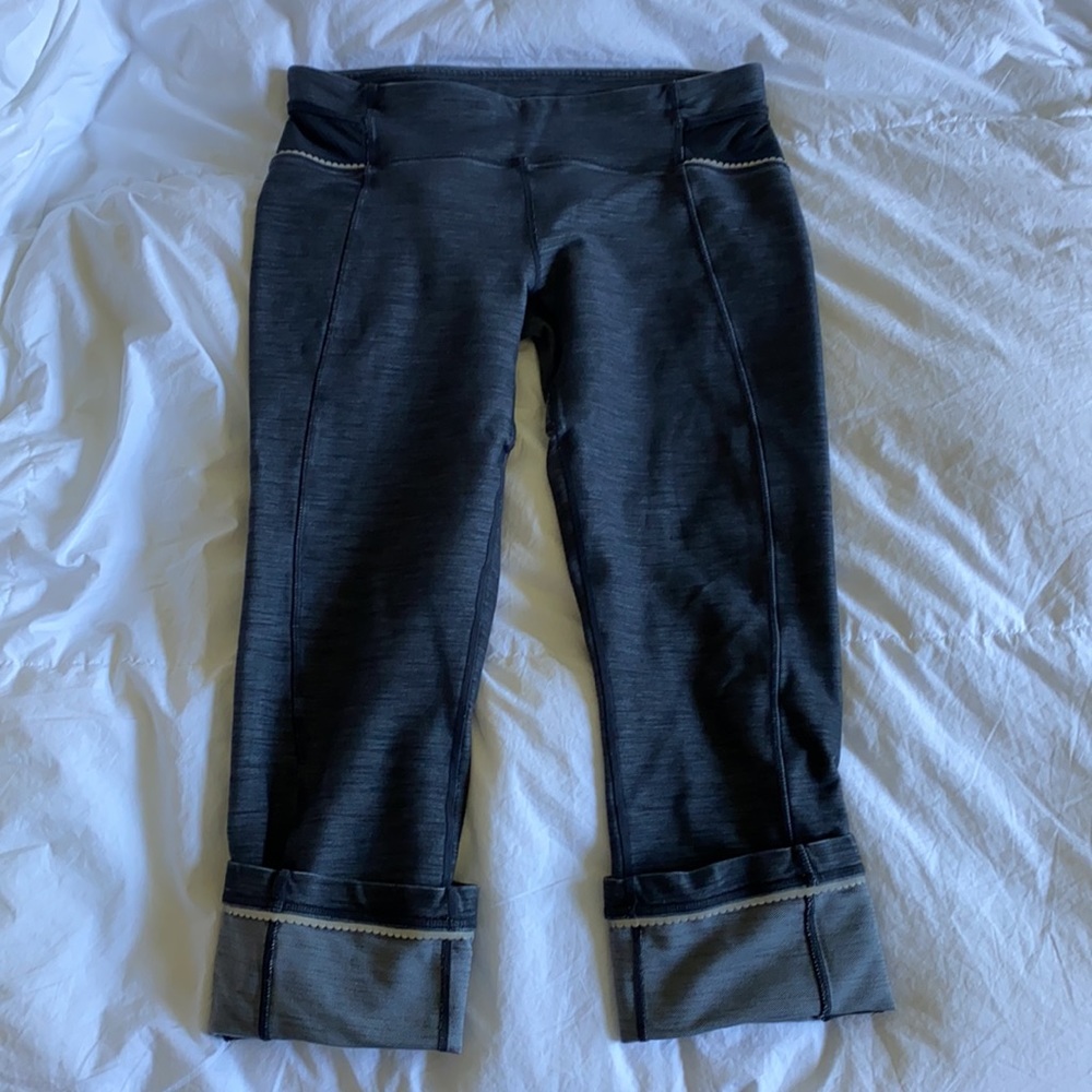 Lululemon Adjustable Length Capris - 6